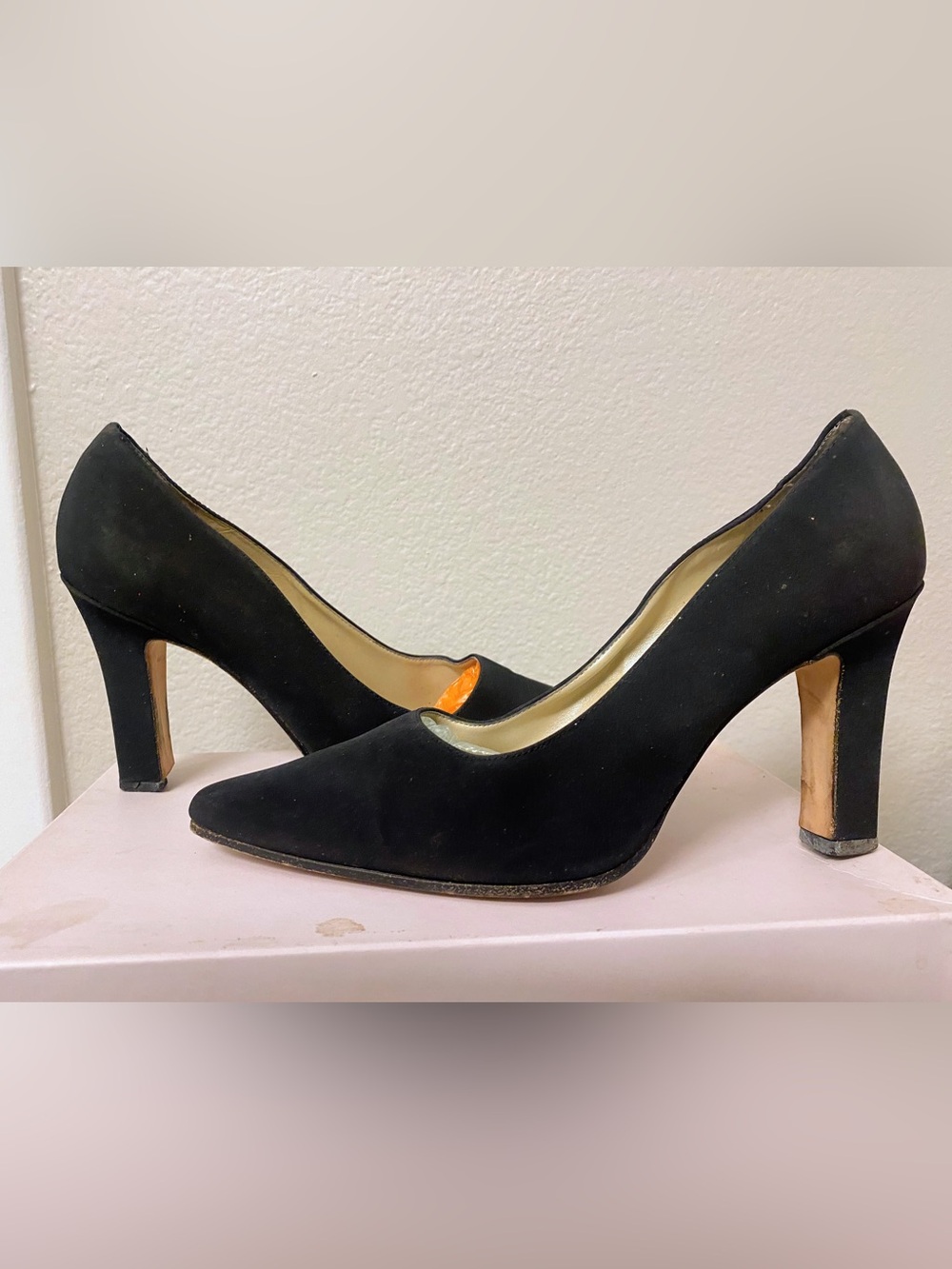 Nine West Black Fabric Mid Heel Pumps ~ 7.5